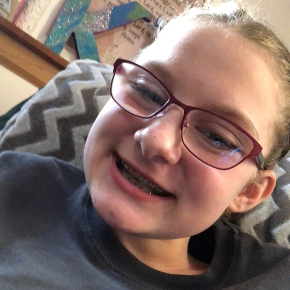 Meet your Posher, Katie - Picture 1 of 1